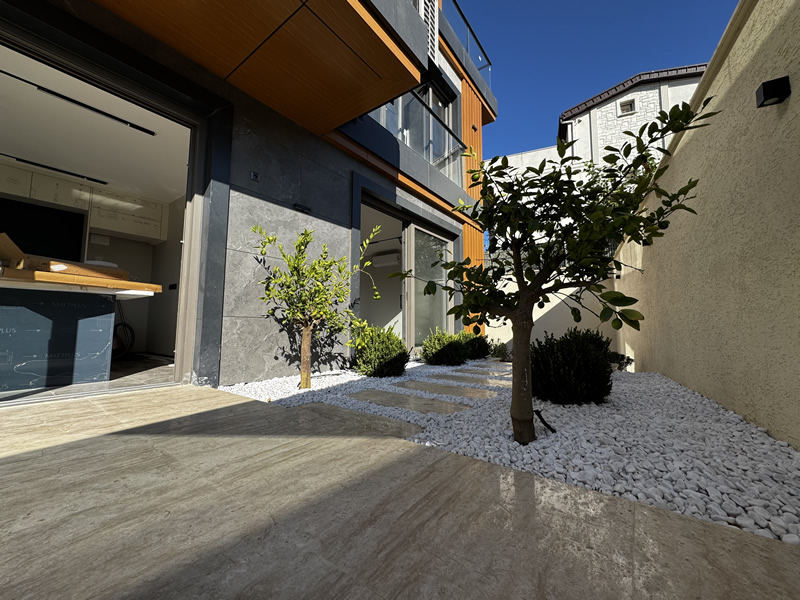 ÖZEL TASARIM 6+1 MÜSTAKİL FOURLEX VİLLA