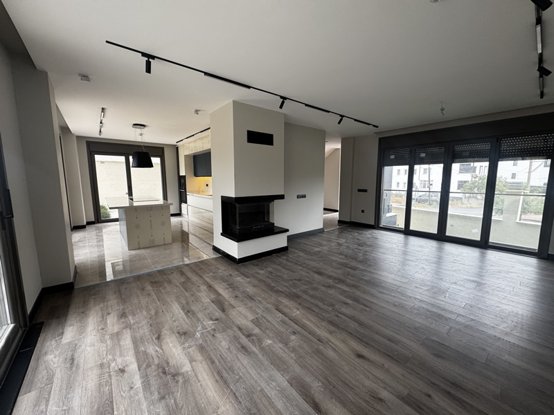 ÖZEL TASARIM 6+1 MÜSTAKİL FOURLEX VİLLA